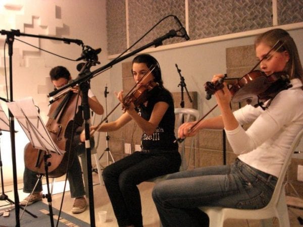 Amanda da Silva Cantador Coimbra Violino Estúdio